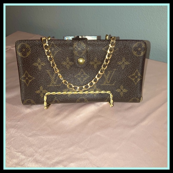 Louis Vuitton Handbags - Rare Authentic Louis Vuitton Continental Wallet Crossbody